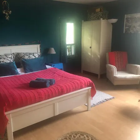 La Maison D Ici Et D Ailleurs *